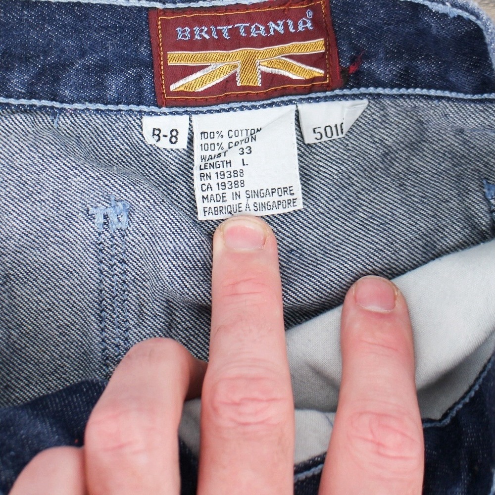 Vintage 70s Brittania Jeans Denim Flare Leg Dark Wash High Rise Raw Hem Size 33 - Picture 4 of 7